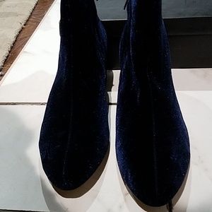 Navy blue crushed velvet ankle boots